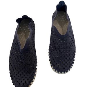 ILSE JACOBSEN BLUE SHOES, GOOD PRE - OWNED  CONDITIONS SOME SIGNS OF WEAR  SZ 7